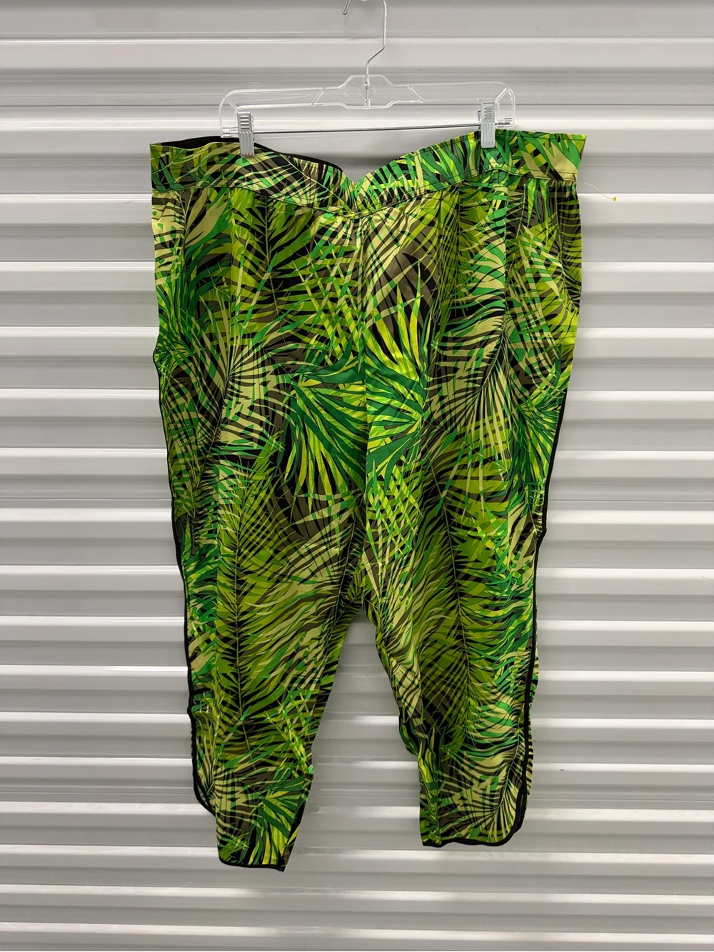NWOT Harper & Liv Tropical Print Green Casual Pants Size 22W